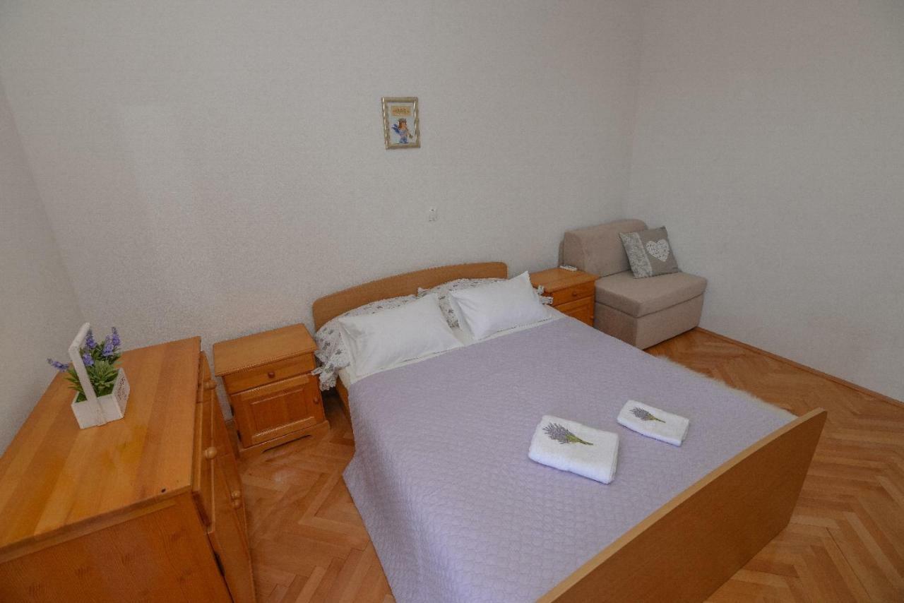 Villa Jelena Макарска Екстериор снимка