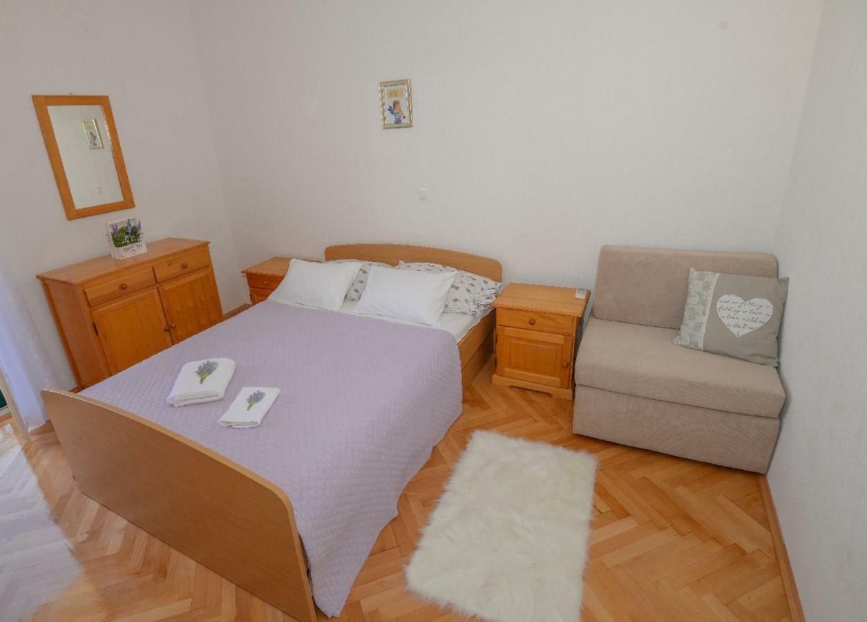 Villa Jelena Макарска Екстериор снимка